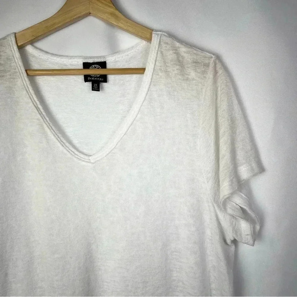 Bobeau White V-Neck Layered Short Sleeve Top 2X - Picture 3 of 3